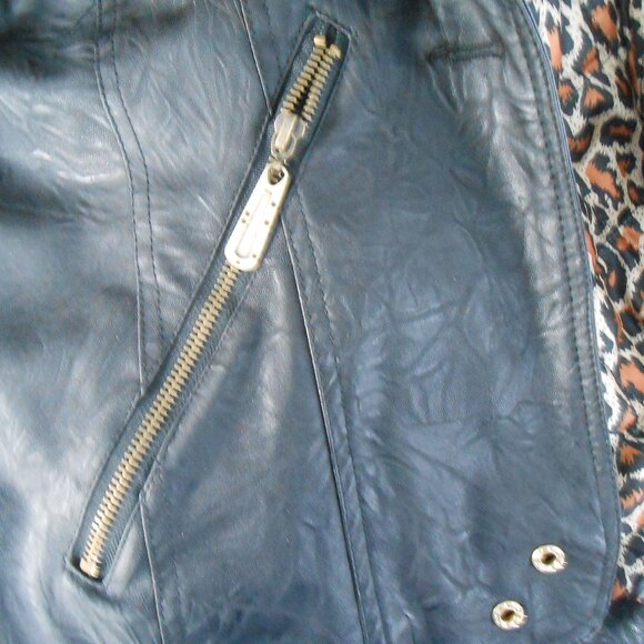 ADORE FAUX LEATHER MOTO JACKET-REMOVABLE FAUX FUR COLLAR-EXCELLENT - Picture 10 of 11